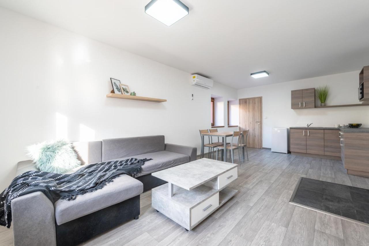 Pohoda Salas U Velehradu-2 Apartmany Uherske Hradiste Luaran gambar